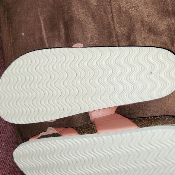 Time and True Sandals - Picture 7 of 9